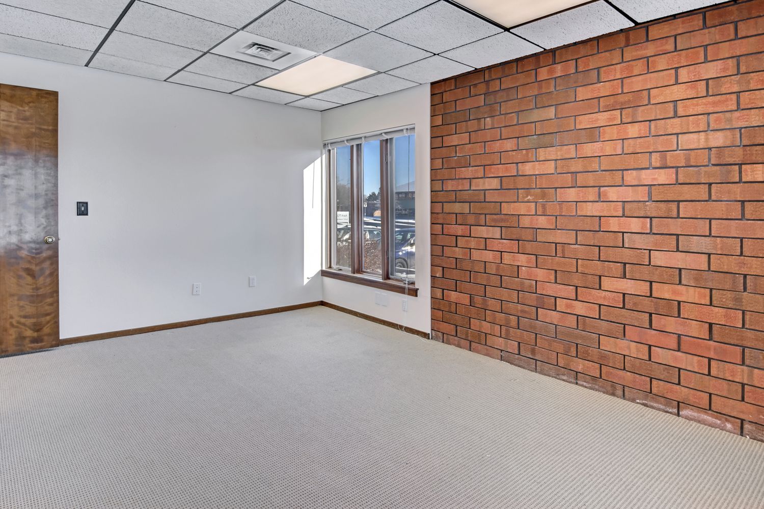 7-Room Office Suite for Lease